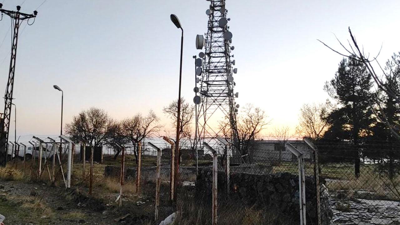 Deprem sinyal tespit cihazının kablolarını çalanlar yakalandı