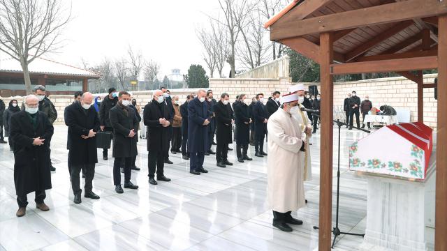 Sosyolog Prof. Dr. Nur Vergin son yolculuğuna uğurlandı
