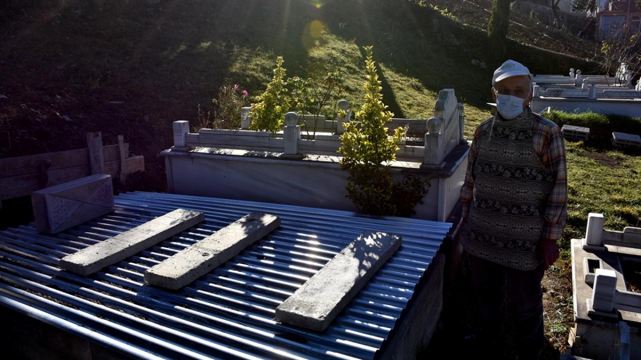 "Doğum tarihimi yazıp, ölüm tarihimi boş bıraktım"