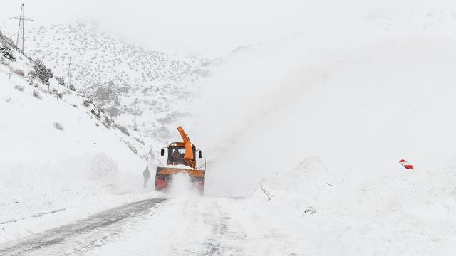 Meteorolojiden buzlanma ve çığ uyarısı