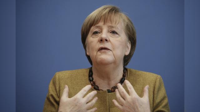 Merkel hükümetine destek azalıyor