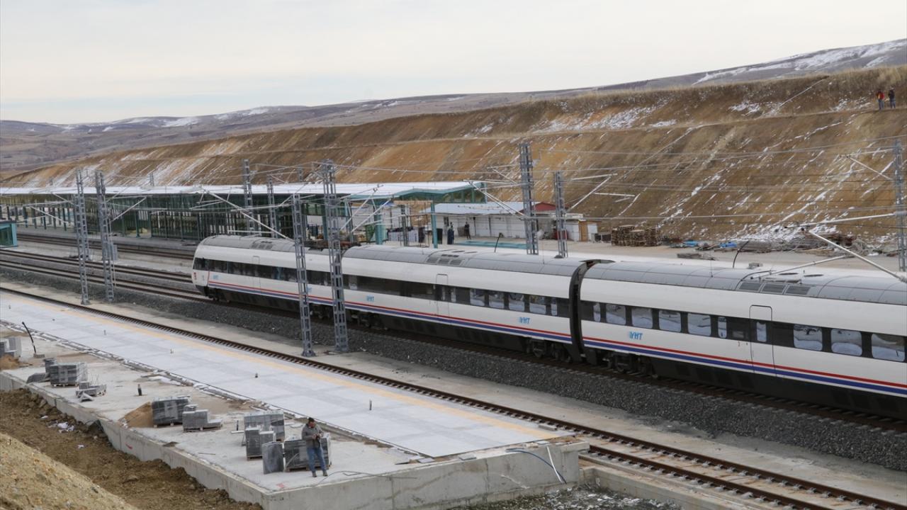 Testlerin başarıyla tamamlanmasından sonra Ankara-Sivas YHT hattının açılışı yapılarak hat işletmeye alınacak.