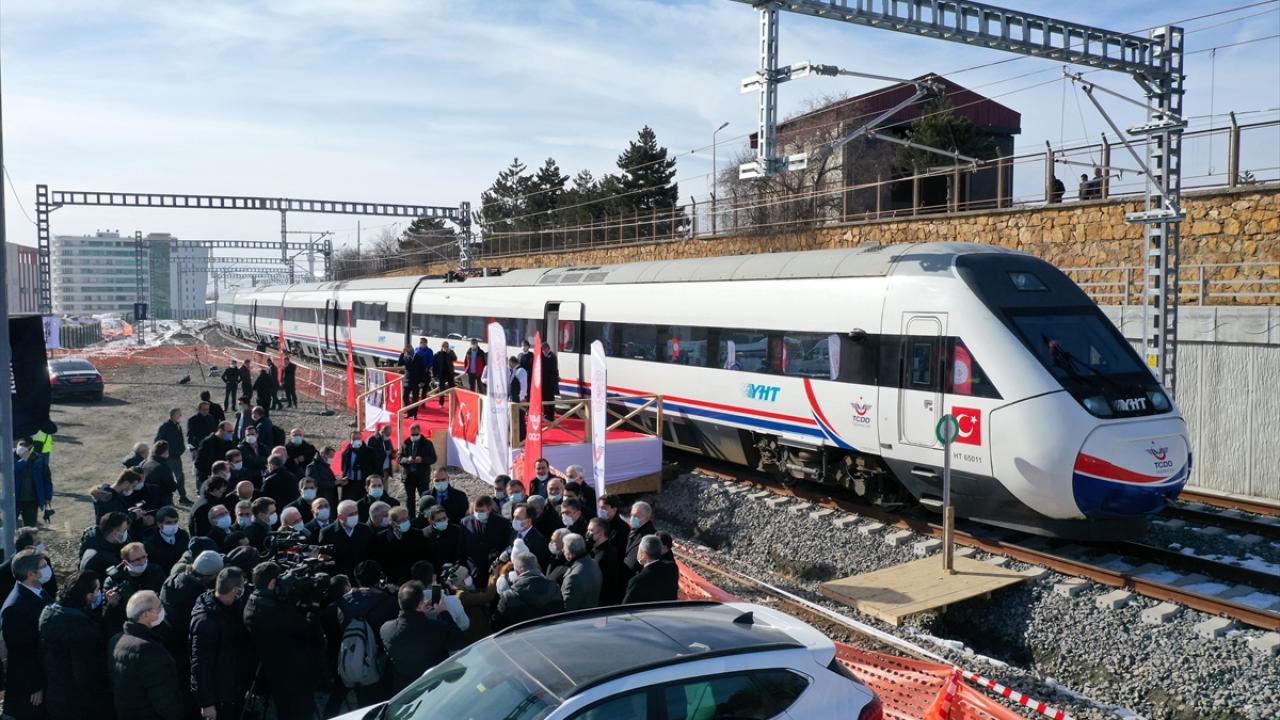 TCDD Genel Müdürü Ali İhsan Uygun ise heyecan verici bir gün yaşadıklarını dile getirdi. 