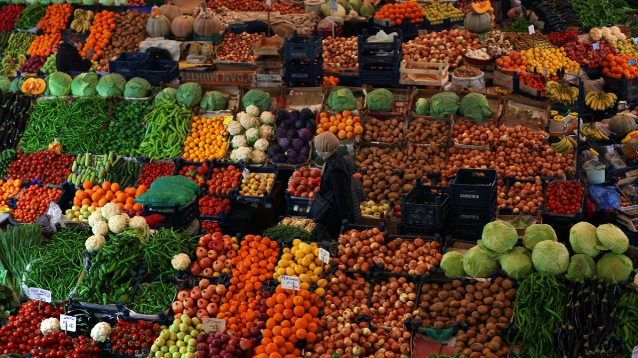 Salgın sürecinde dünyanın birçok noktasında gıda alanında üretim ve tedarik zincirinde sıkıntı yaşandı. 