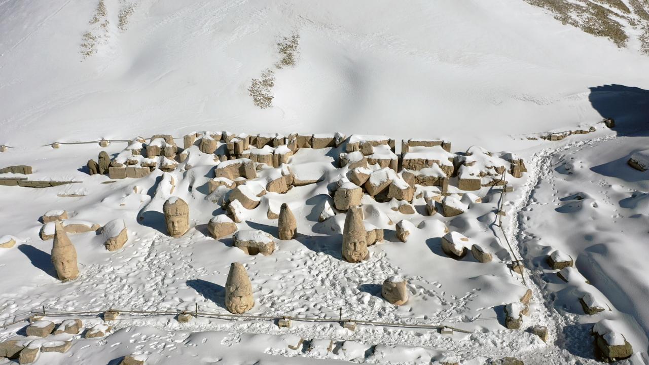 Nemrut Dağı