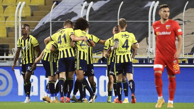 Fenerbahçe üç puanı 3 golle aldı
