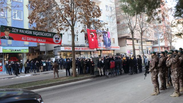 Diyarbakırda şehit edilen Gaffar Okkan ve polis memurları törenle anıldı