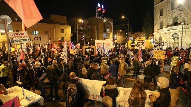 İsrailde Netanyahu karşıtı protestolar sürüyor