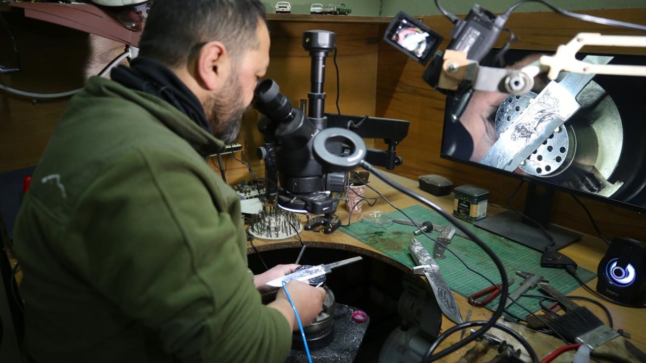 Mehmet Şeker, işi kendisinden öğrenen eşinden övgüyle bahsetti: