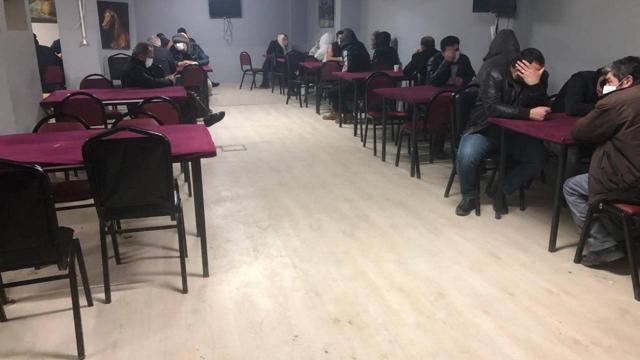 Eskişehirde kumar oynayan 63 kişiye 282 bin lira ceza