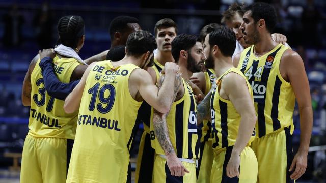Fenerbahçe Beko Rusyada farklı kazandı