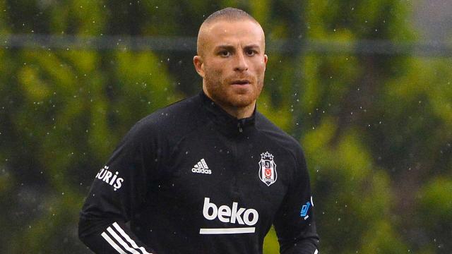 Beşiktaşta Gökhan Töre sakatlandı