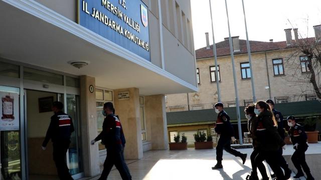 Mersinde gasp iddiasıyla yakalanan 4 zanlıdan 3ü tutuklandı