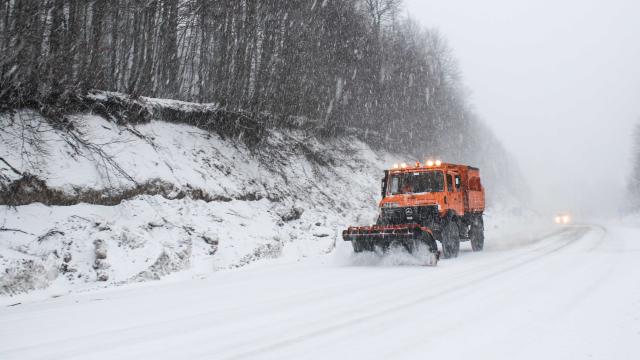 Kar etkisini gösterdi, ulaşımda zor anlar yaşandı
