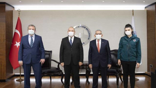 Kayseri Gümrük Müdürü Salim Bayram, Başkan Büyükkılıçı ziyaret etti