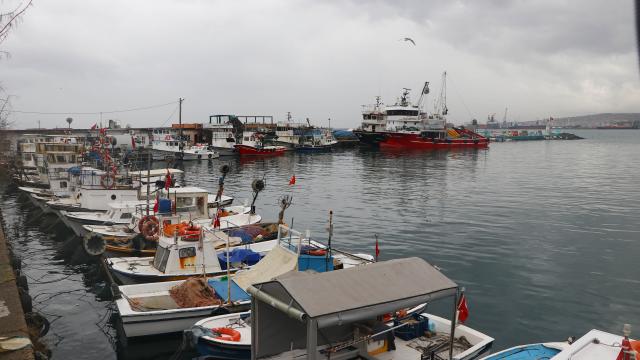 Marmara Denizinde lodos 3 gündür etkisini sürdürüyor