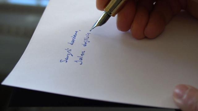 Vali Aydoğdudan yetimlerle mektup kardeşliği