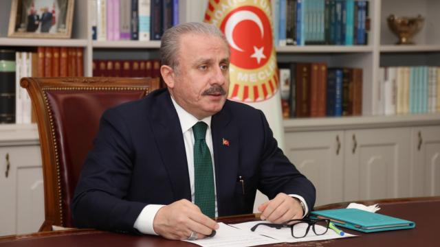 TBMM Başkanı Şentop: Öğrencilerimize davranışımız, adaletsizliğe yol açmamalı