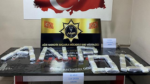 Durdurulan otomobilde 21 kilogram eroin ele geçirildi