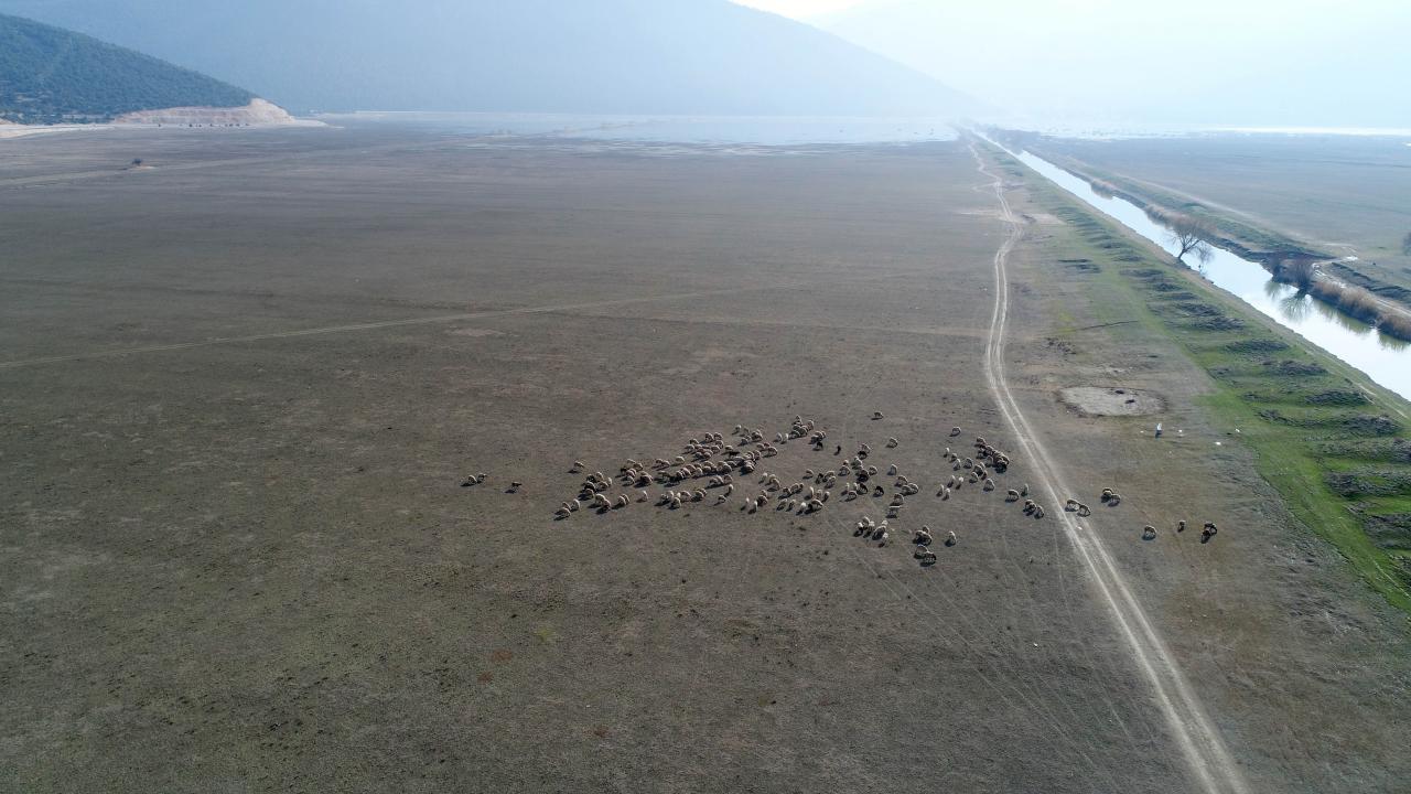 "Tüketimde tutumlu olmamız gerekiyor"