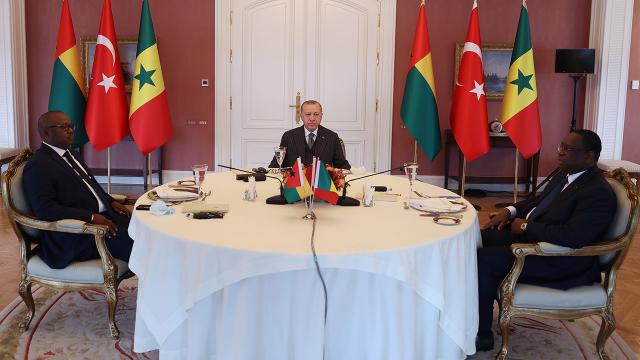 Cumhurbaşkanı Erdoğan, Embalo ve Sall ile görüştü