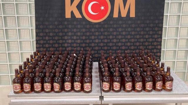 Manisada 175 şişe kaçak içki ele geçirildi