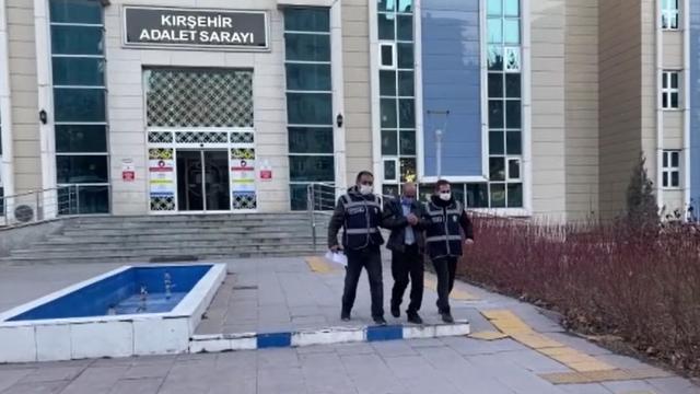 21 yıl önceki cinayet siyah otomobil ayrıntısıyla çözüldü