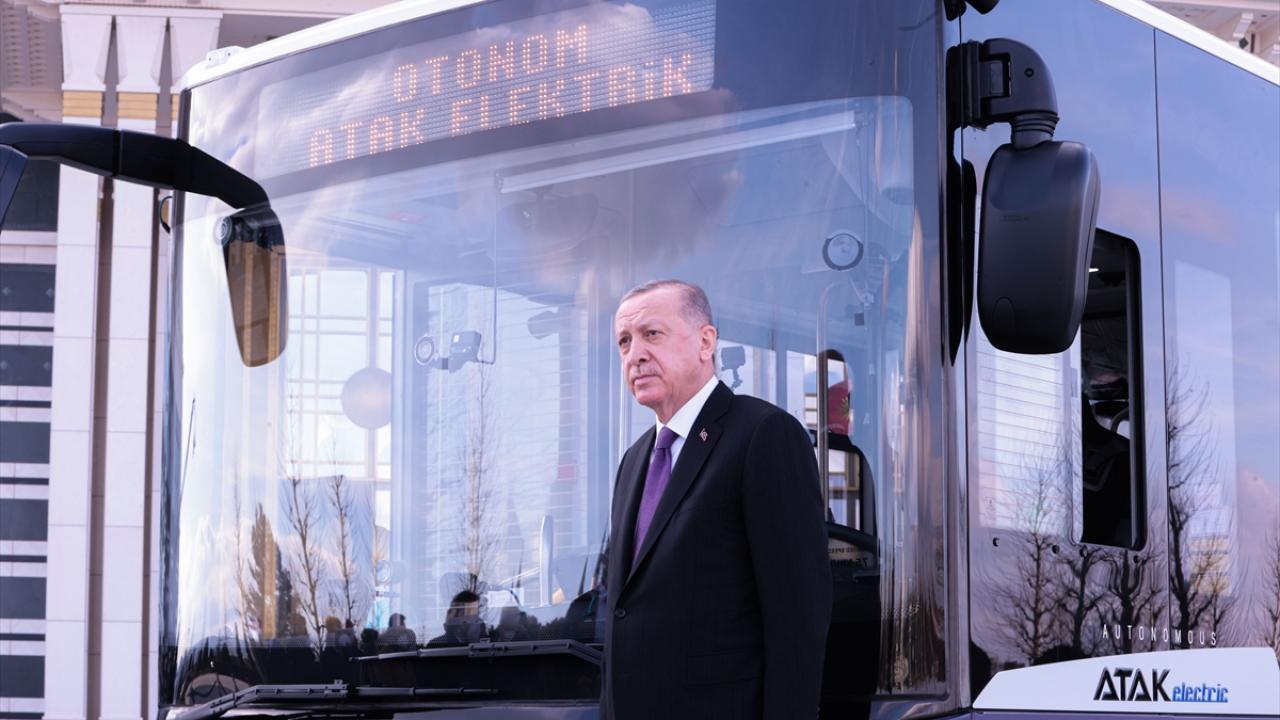 52 kişi kapasiteli 300 kilometrelik menzili