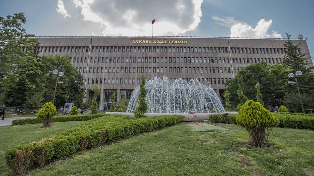 Adliyelerde acil işler için yargısal faaliyetler devam ediyor