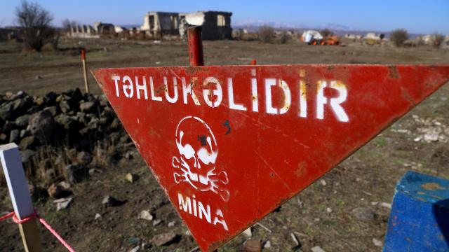 Azerbaycan Savunma Bakanlığı: Ermenistan ateşkese uymuyor
