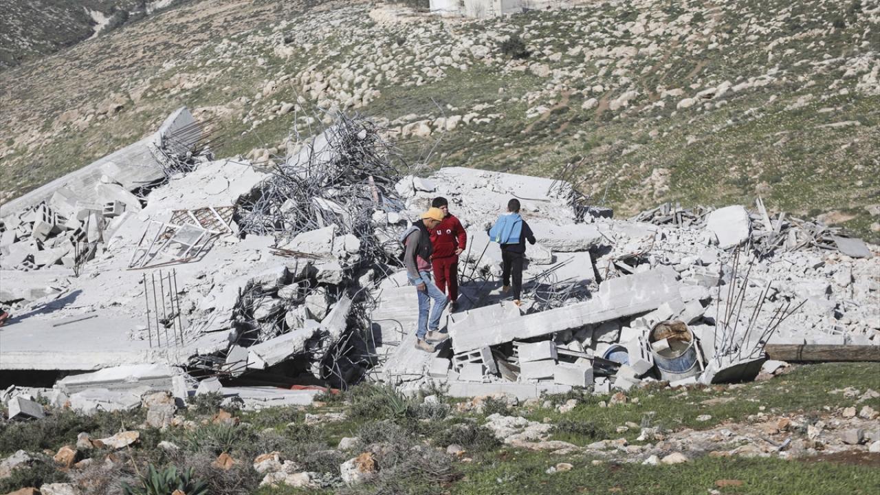 İsrail her yıl onlarca Filistinliyi evsiz bırakıyor