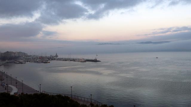 Çanakkale Boğazı çift yönlü gemi geçişlerine kapatıldı