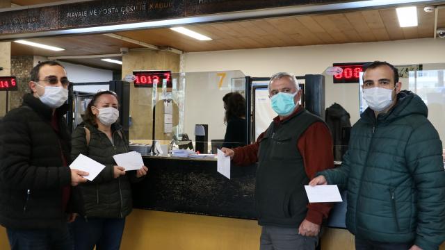 İzmirde depremde yıkılan Rıza Bey Apartmanında yakınlarını kaybedenler, alanın park yapılmasını istedi