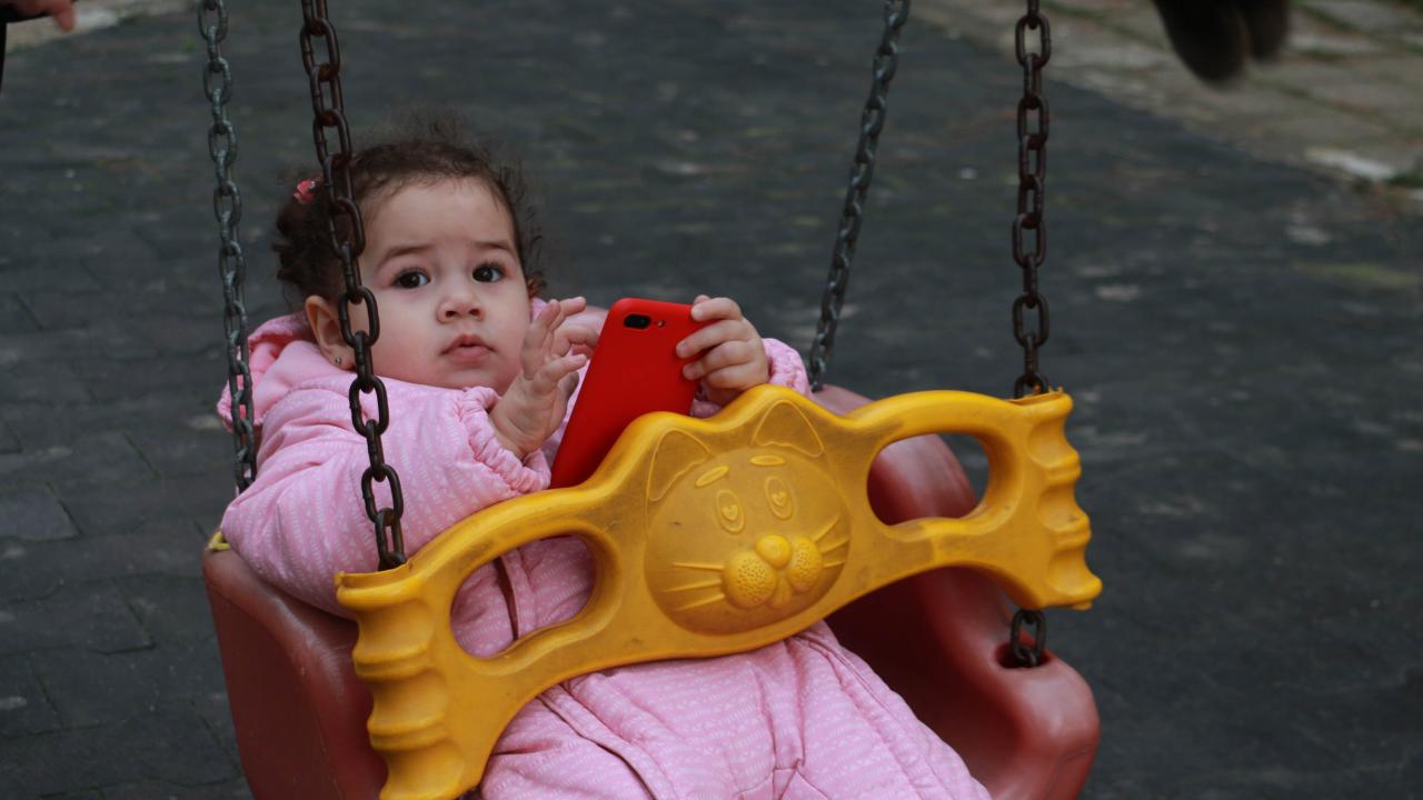 "Bilgisayarda vakit geçirmelerine izin vermiyoruz"