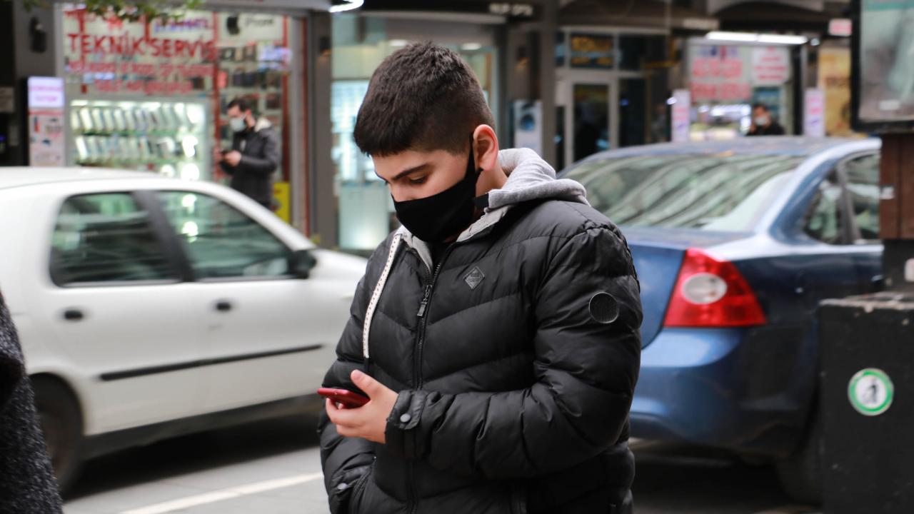 `Belki çoktan dijital bağımlı oldum, haberim yok"