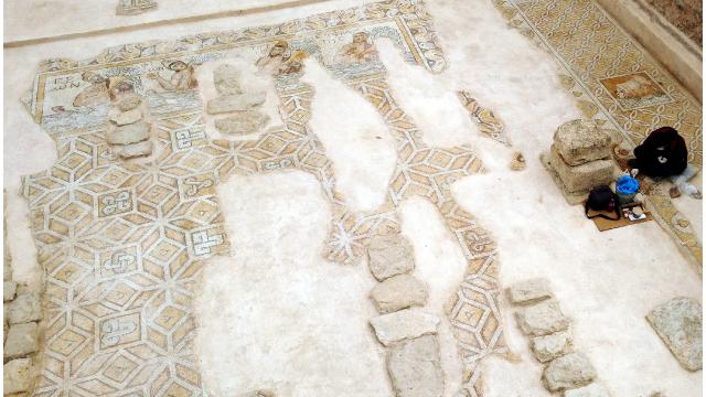 Hadrianaupolis Antik Kenti turizme kazandırılıyor