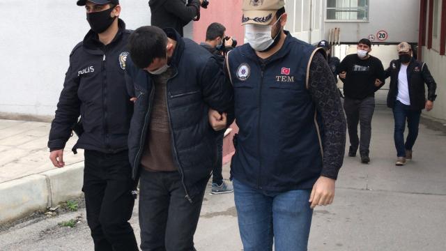 Adanada terör örgütü El Kaideye yönelik operasyonda yakalanan 6 zanlıdan 5i tutuklandı