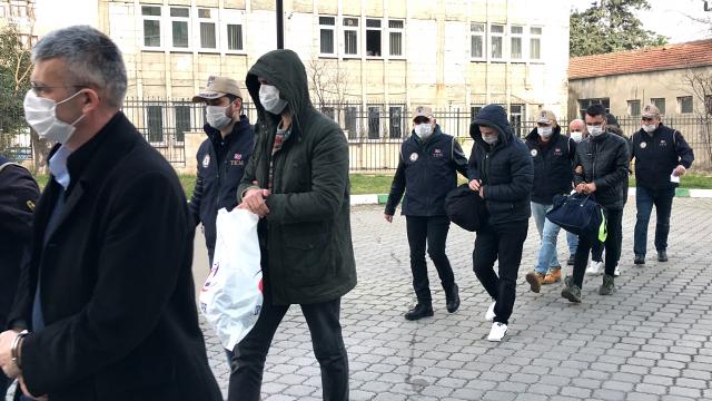Samsun merkezli 4 ildeki FETÖ/PDY operasyonunda yakalanan 10 kişi adliyeye sevk edildi
