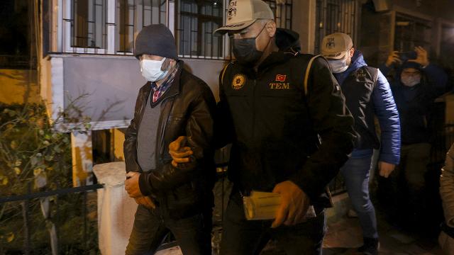 15 ilde FETÖnün TSK yapılanmasına operasyon: 27 gözaltı