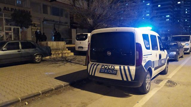 Asma kattan düşen bina görevlisi hayatını kaybetti