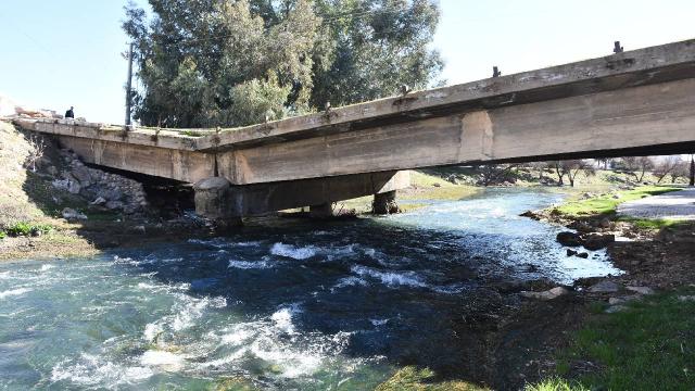 Nusaybinde teröristlerin tahrip ettiği köprüler yenilenecek