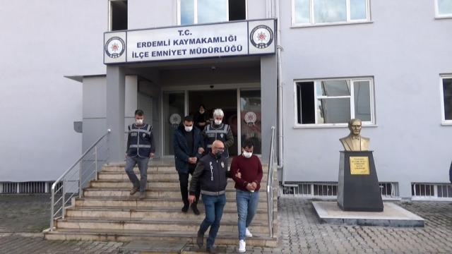Mersinde 6 yıl önce bir kişiyi gasbettikleri iddiasıyla yakalanan 3 şüpheli tutuklandı