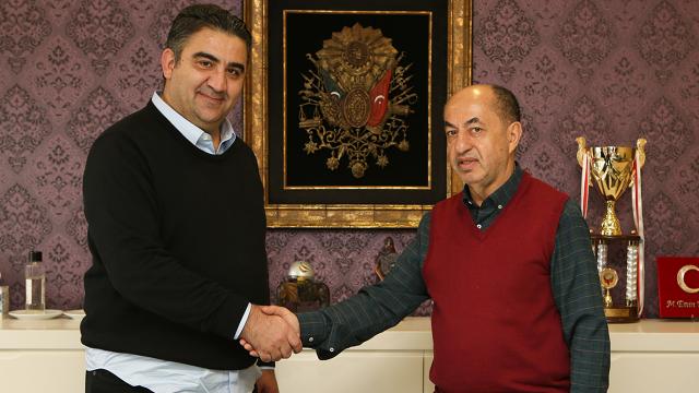 Ankaraspor, Ümit Özat ile 1,5 yıllığına anlaştı