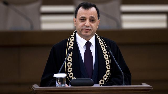 Anayasa Mahkemesi Başkanı Arslan: Anayasa hükümleri üstün hukuk kurallarıdır
