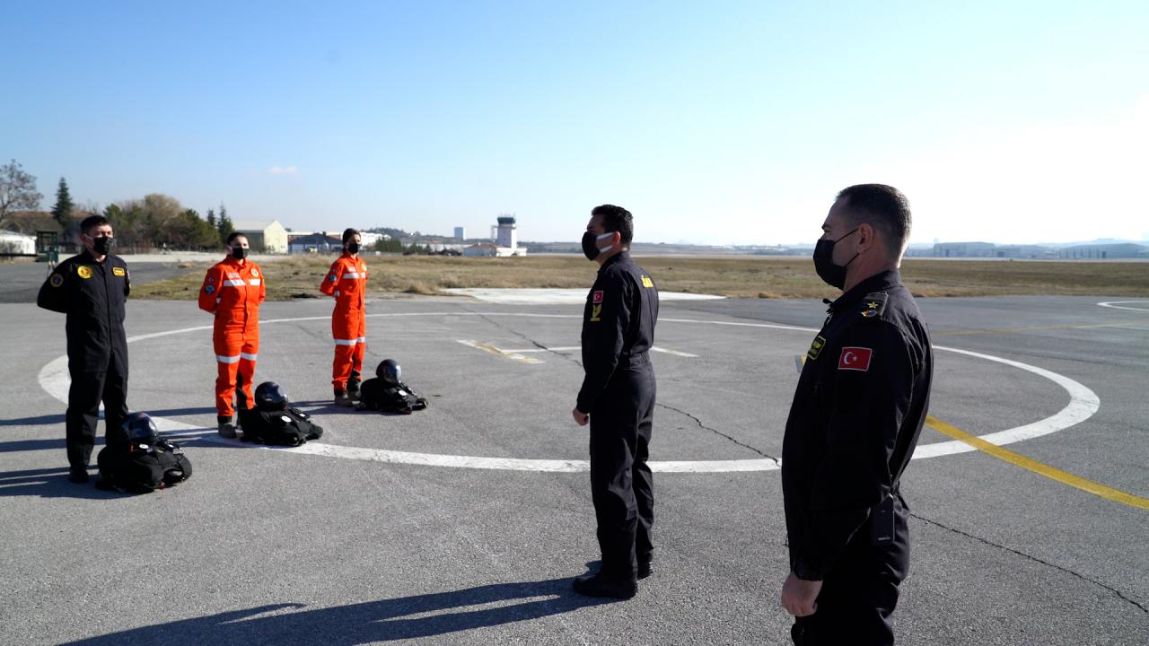 30.000 feetten tam teçhizatlı atlayış 