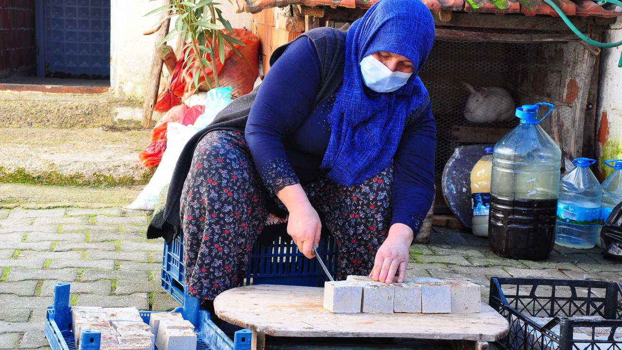 Kilosu 20 liradan satılıyor