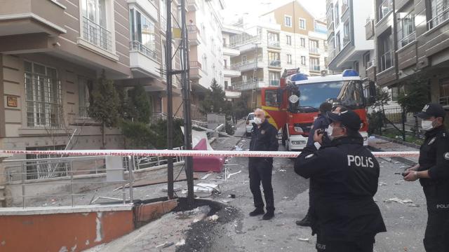 Ankarada 3 katlı apartmanda patlama