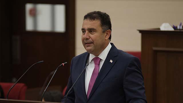 KKTC Başbakanı Sanerden Miçotakise tepki