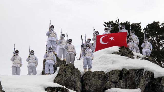 Munzur ve Mercan dağlarının "Fıratlar"ı teröristlere nefes aldırmıyor