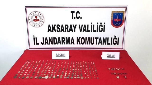Aksarayda Roma dönemine ait tarihi eserler ele geçirildi: 3 gözaltı